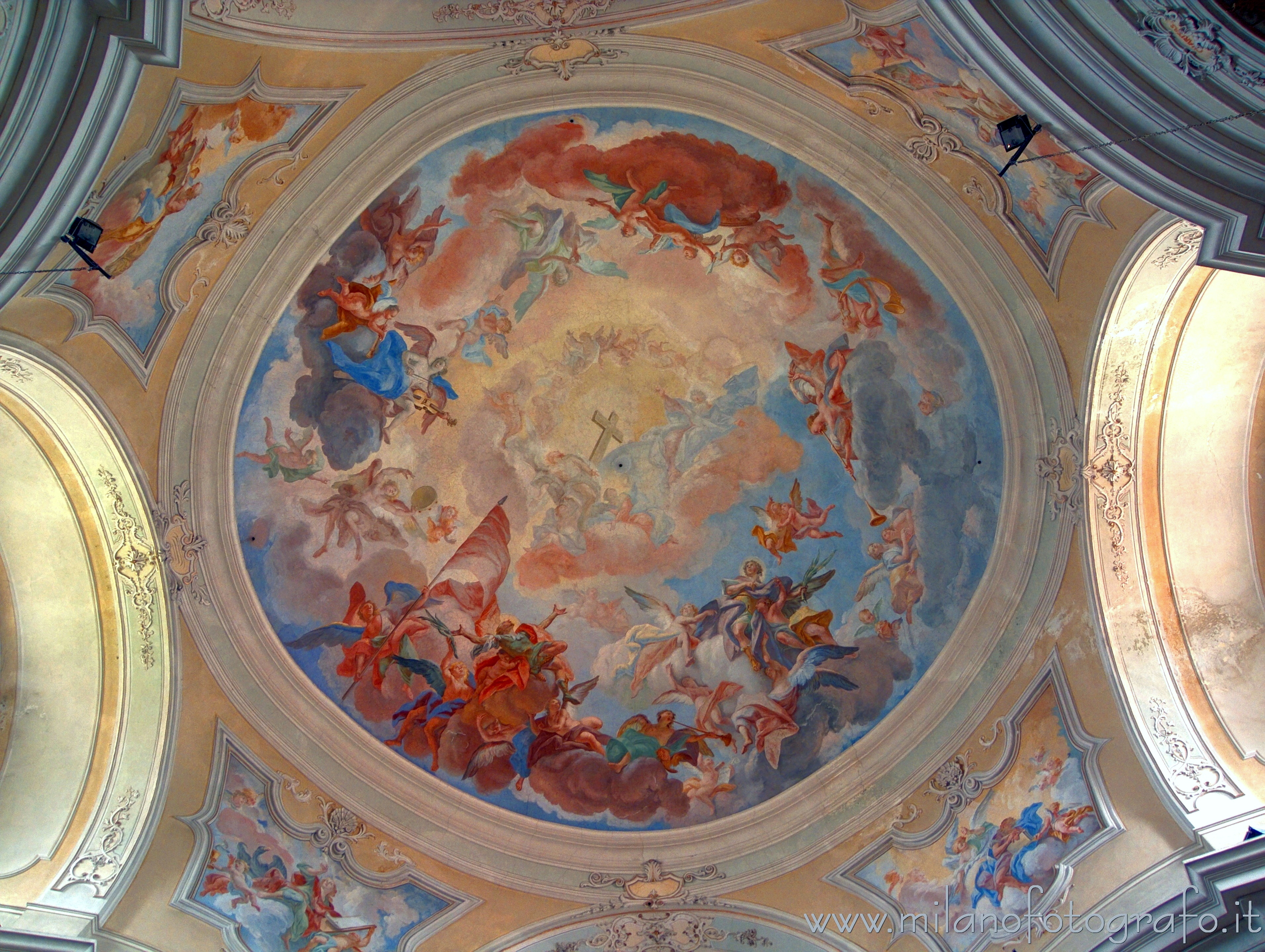 Siviano (Brescia, Italy) - Frescoes inside the dome of the Church of the Saints Faustino and Giovita